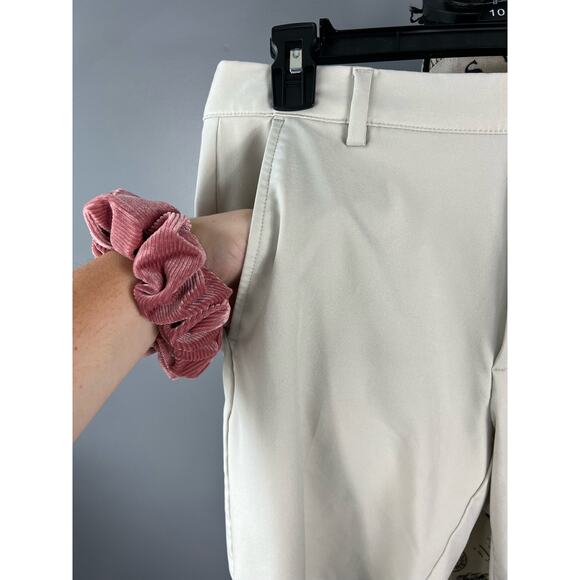 Men's Greg Norman off white Golf Shorts with pockets - Picture 11 of 11